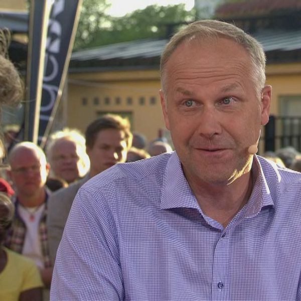 ”Skiter björnar i skogen?” blev Jonas Sjöstedts svar i SVT:s Debatt på frågan om han vet att SD det finns rasister i SD.