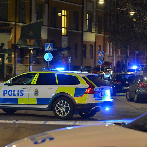 En stor polisinsats pågår på platsen efter explosionen i Norrköping.