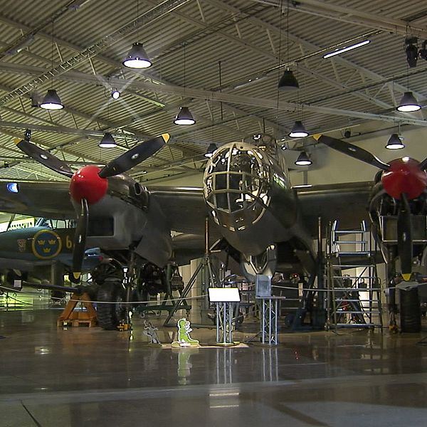 Röd David med smeknamnet ”Hulda” på Flygvapenmuseum i Linköping