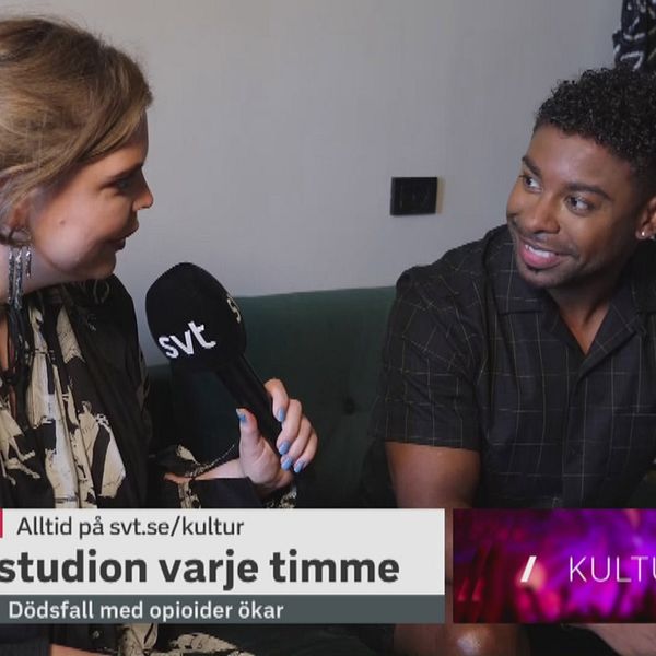 John Lundvik berättar att kvällens framträdande under semifinalen i Eurovision song contest kommer vara lite mer extra allt.