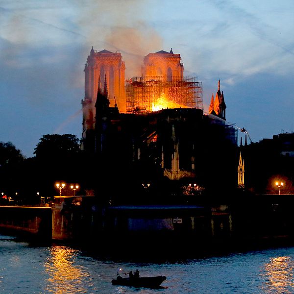 Notre-Dame brann den 15 april 2019.