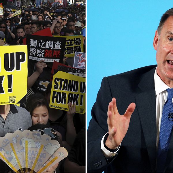 Demonstranter i Hongkong med skyltar, och Storbritanniens utrikesminister Jeremy Hunt