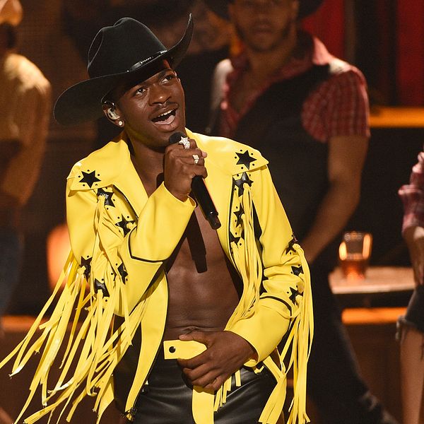 Lil Nas X har nått stora framgångar med sin hiphop-countrylåt ”Old town road”. Nu har den satt nytt rekord på Billboardlistan. Arkivbild.