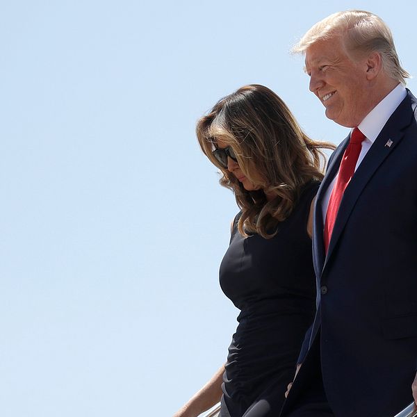 USA:s president Donald Trump och hustrun Melania Trump anländer till El Paso internationella flygplats på onsdagseftermiddagen, lokal tid.