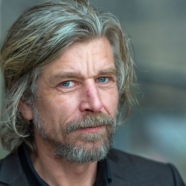 Karl Ove Knausgård är 2020 års mottagare av Hans Christian Andersens litteraturpris, som delas ut den 25 oktober.