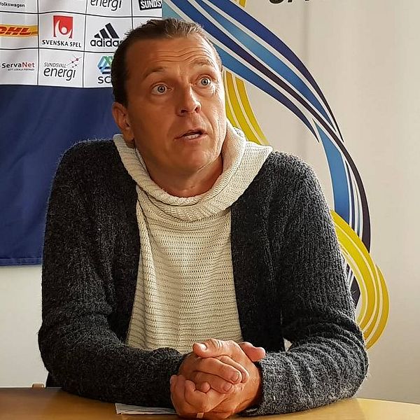 Tony Gustavsson är GIF Sundsvalls nye huvudtränare. Men bara november ut.