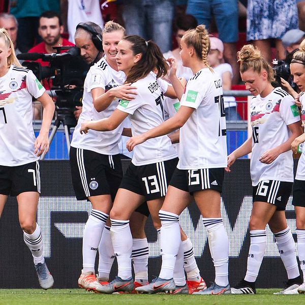 Tyskland jublar efter ett mål mot Sverige i sommarens VM.