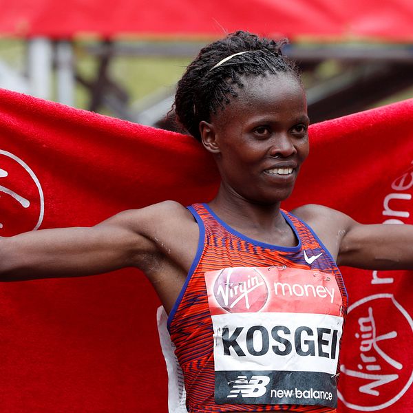 Brigid Kosgei slog världsrekord i maraton.