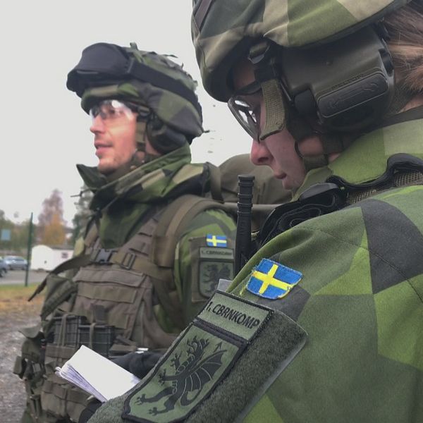 svenska militärer i uniform, första carbinkompaniet