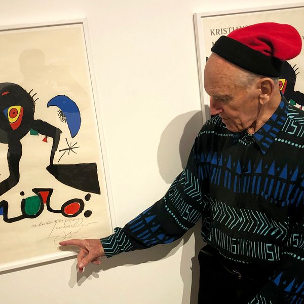 Nils Tryding samlade ihop 154 affischer från konstnären Joan Miró och skänkte till Kristianstad kommun.