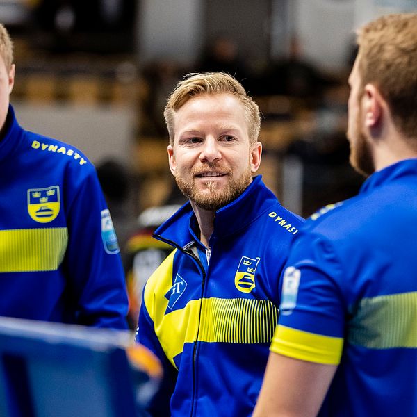 Daniel Magnusson och Niklas Edins Sverige har fått en bra start på EM.