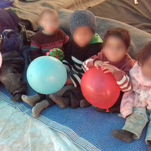 Barn i flyktinglägret al-Hol i Syrien