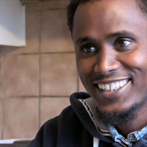 Efter ett beslut i Migrationsdomstolen ska Migrationsverket göra en ny prövning av Mohameds asylskäl, men den här gången med utgångspunkt från Afgoye. Den staden han hela tiden sagt att han kommer ifrån.