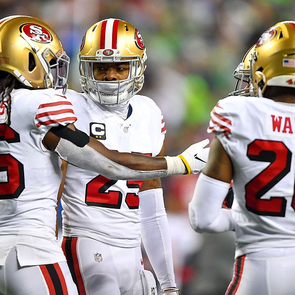 San Franciscos Richard Sherman, Marcell Harris och Jimmie Ward i nattens match mot Seattle.