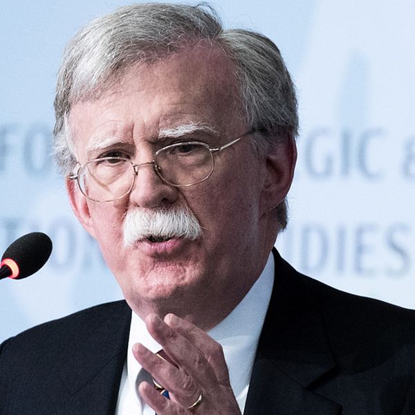 Den tidigare säkerhetsrådgivaren John Bolton säger sig ha uppgifter som bekräftar president Trumps försök att pressa Ukraina att utreda hans rival Joe Bidens affärer.