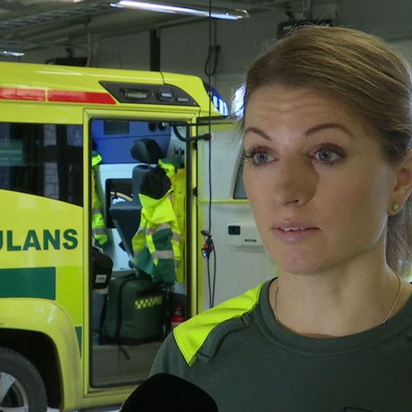 Sara Berg, som är ambulanssjuksköterska, tycker att man har rätt att känna sig trygg på jobbet.