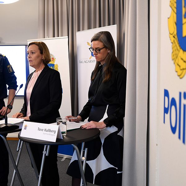 Under onsdagsförmiddagen väcktes åtal mot fem personer i målet om synnerligen grovt narkotikabrott och penningtvätt kopplat till en narkotikahandelsplats på Darknet.