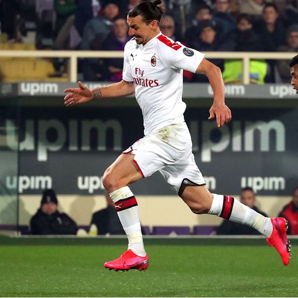 En man mer räckte inte för Zlatan Ibrahimovics Milan mot Estevao Dalberts Fiorentina.