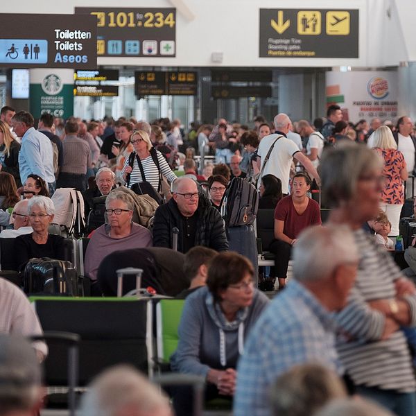 Resenärer sitter fast på Gran Canarias flygplats.