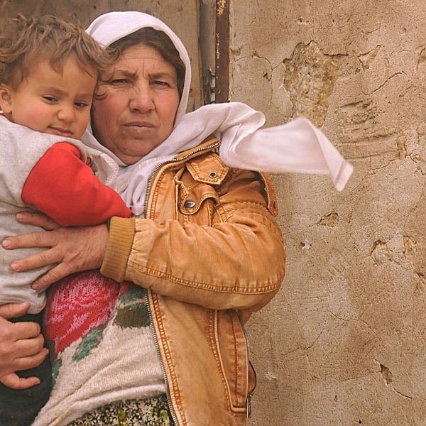 I augusti flydde Gulu Sleman och hennes familj upp till Sinjarberget. De tror starkt på att få komma tillbaka till sina hem igen och att de kurdiska styrkorna ska segra över Islamiska staten.