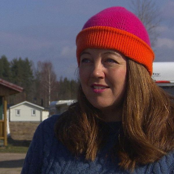 Helena Henriksson, vd på Torsby camping, berättar att det är tomt på campingen och att hon är orolig för sommaren som kommer.