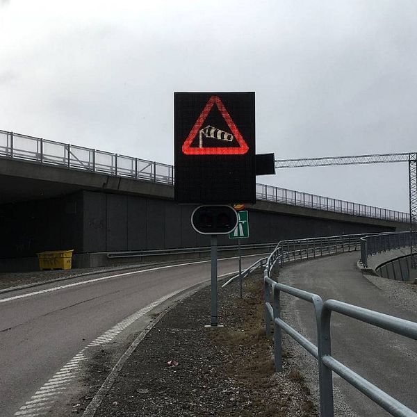 Ta det försiktigt över Sundsvallsbron.
