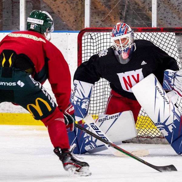 Henrik Lundqvist tränar med Frölunda.