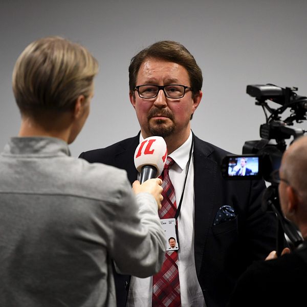 Mika Salminen, hälsosäkerhetschef vid Institutet för hälsa och välfärd, jämställs ofta med svenska statsepidemiologen Anders Tegnell. Arkivbild.