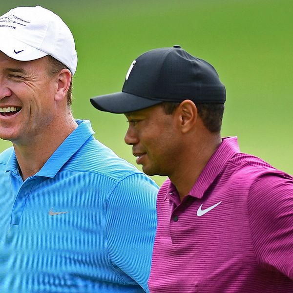 Tiger Woods och NFL-stjärnan Peyton Manning har spelat golf tillsammans förut. Här i Dublin 2018. Arkivbild.
