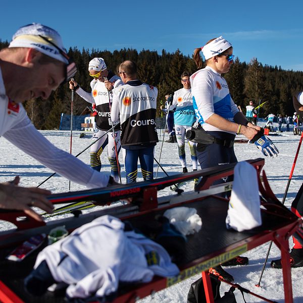 Ida Ingemarsdotter under skid-VM i Seefeld 2019. Vallare i förgrunden.