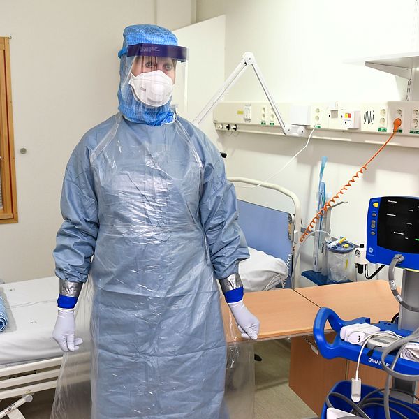 Högisoleringsrum på infektionskliniken på Karolinska Universitetssjukhuset med anledning av Sveriges beredskap inför coronavirusets spridning.