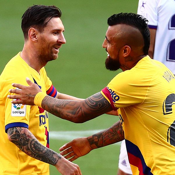 Messi och Vidal jublar för Barcelona.