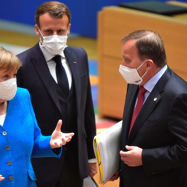 Statsminister Stefan Löfven (S), tillsammans med Tysklands förbundskansler Angela Merkel, Frankrikes president Emmanuel Macron samt Finlands statsminister Sanna Marin.