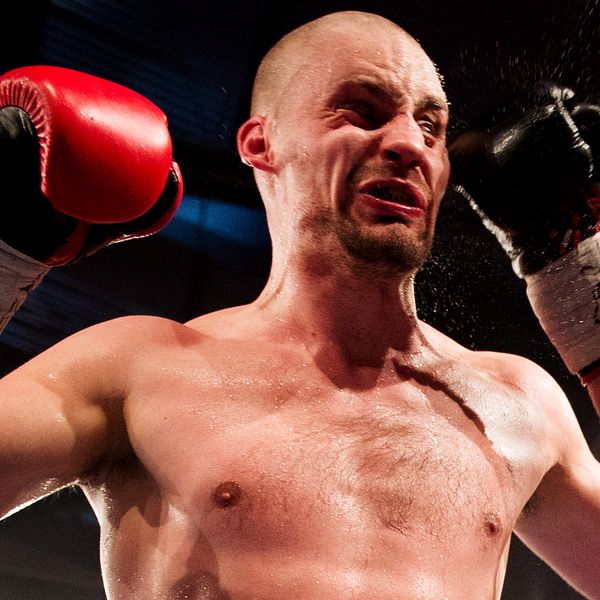 Adrian Granat gör comeback i boxningsringen.