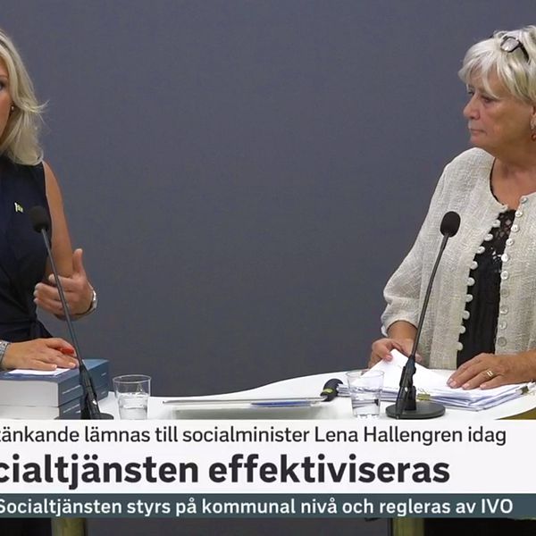 Socialminister Lena Hallengren (S) och regeringens särskilda utredare MArgareta Winberg.