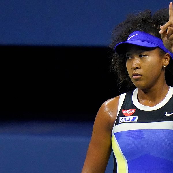 Naomi Osaka vann i två raka set.