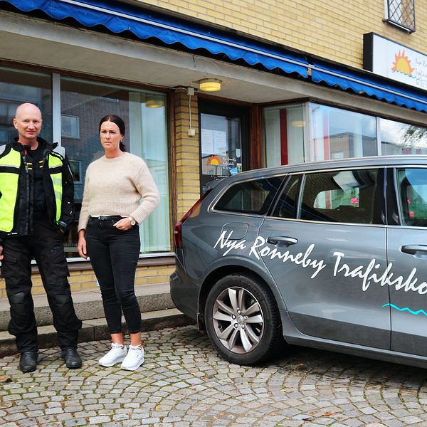 Trafikskola Ronneby, TIna Eiliertsen och Mikael Sjöström från STR
