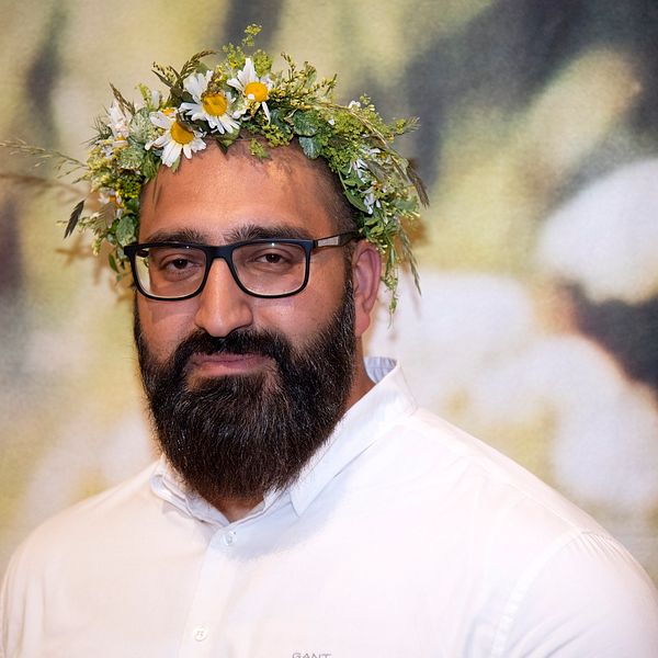 Hamid Zafar under presentationen av årets sommarvärdar för P1:s radioprogram ”Sommar”.