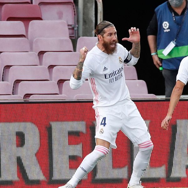 Sergio Ramos (mitten) blev matchvinnare för Real Madrid.