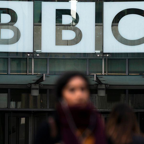 BBC har presenterat nya riktlinjer för sin personal, för att säkra upp public service-bolagets opartiskhet.
