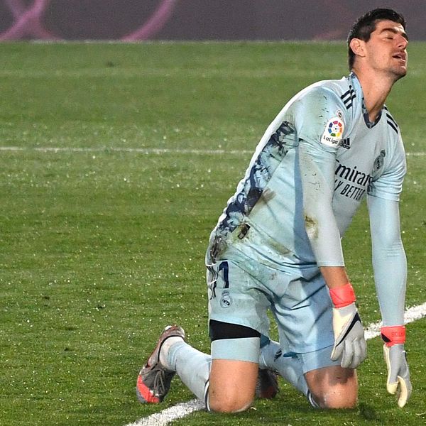 Thibaut Courtois hade en tung afton i Real Madrids mål.
