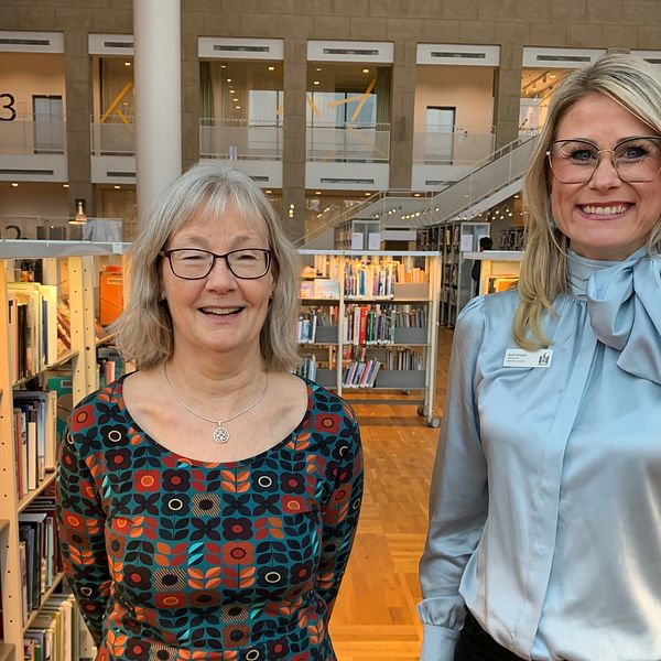 Systemförvaltaren Christina Mattiasson och enhetschefen Karin Ahlstedt ser fram emot det nya intelligenta systemet som ska ge bättre utbud på biblioteken i Malmö.