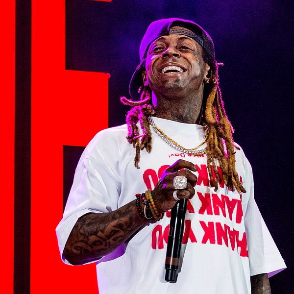Rapparen Lil Wayne benådas av Donald Trump.
