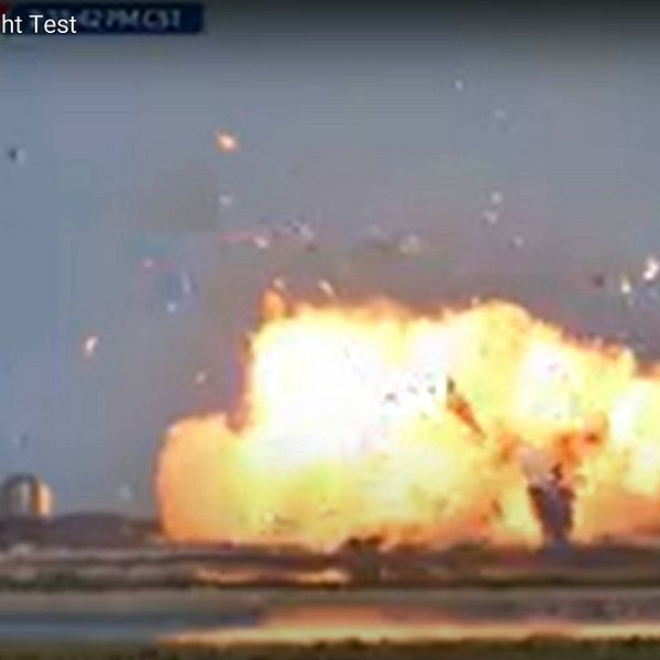 Space X raket exploderade när den skulle landa.