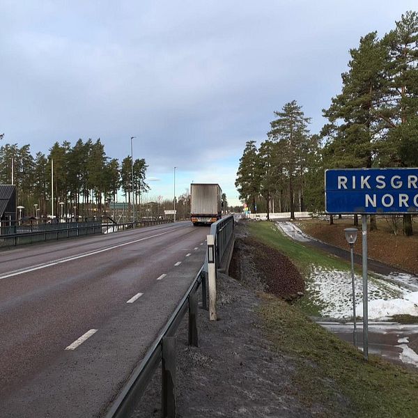 väg vid riksgräns till Norge