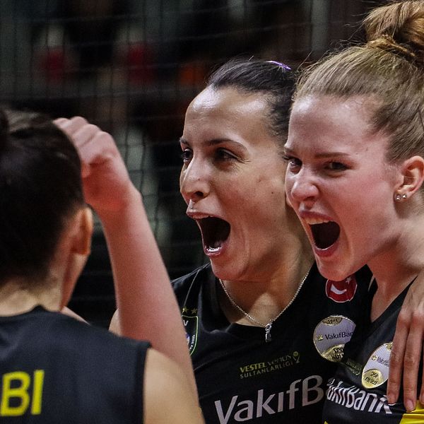 Isabelle Haak och Vakifbank Istanbul är turkiska cummästare