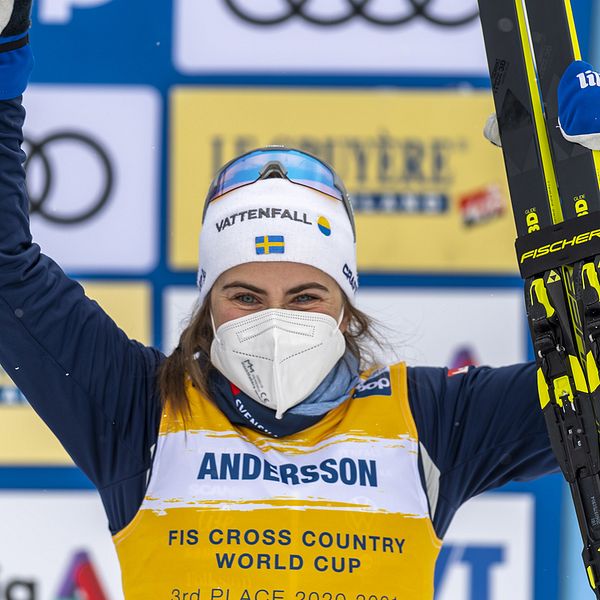 Ebba Andersson slutade tvåa i jaktstarten över 30 km fritt i schweiziska Engadin.