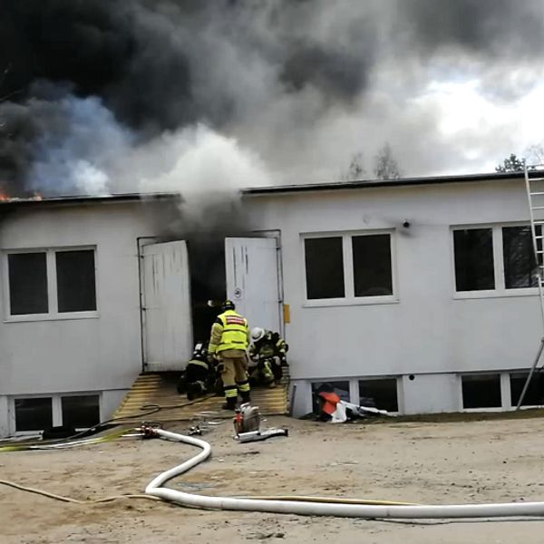 Branden i Rydöbruk orsakade kraftig rökutveckling.