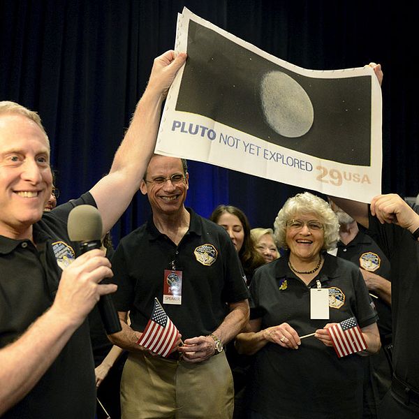 Den amerikanska rymdsonden New Horizons klarade den historiska förbiflygningen av dvärgplaneten Pluto
