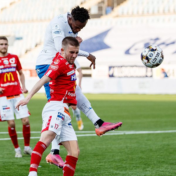 IFK Norrköpings Samuel Adegbenro gör 1-0 mot Degerfors.